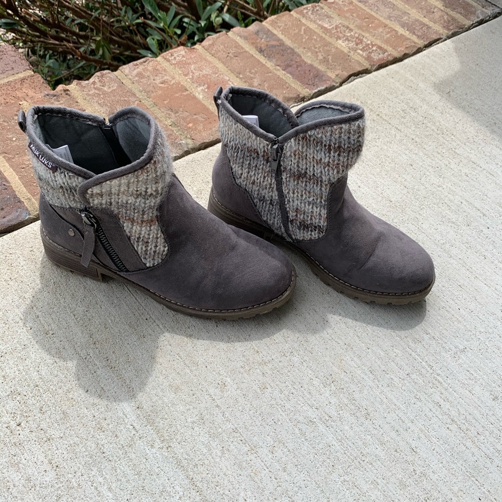 Muk luks booties